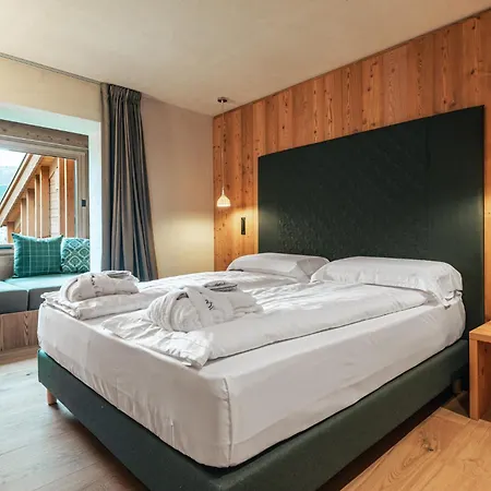 Spol - Adults Only 4*