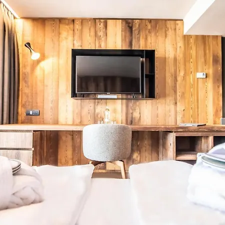 Spol - Adults Only Hotell 5*